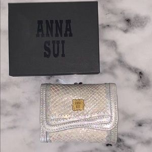 NEW Anna Sui Metallic White Wallet